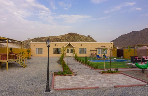 Al-Fujairah Otro | 800 Mountain Resort vacation house