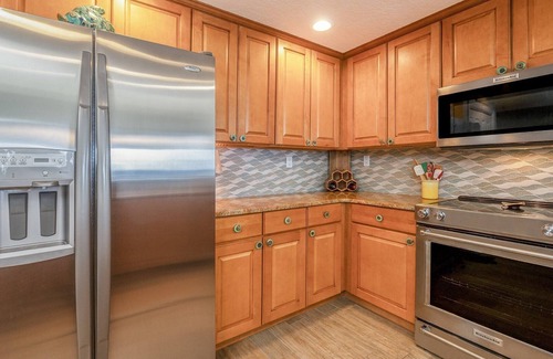 Daytona Beach Shores Condominio | 802 Sanibel - Oceanfront Luxury Unit