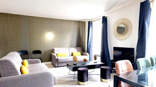 Bagnolet Apartamento | 802 Suite Lovely's - Superb Apartment