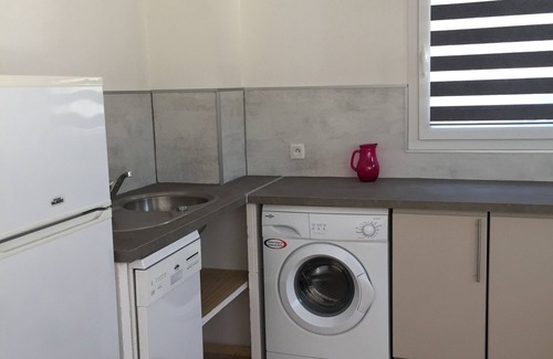 Ensues-la-Redonne Apartamento | 80m2 apartment just a stone's throw from the calanques!