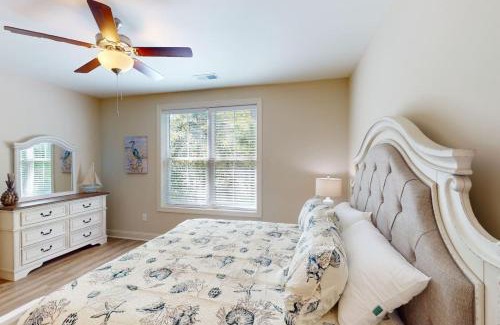 Murrells Inlet Apartamento | 81 Del Ray Drive 2B 3 Bedroom condo with pool close to the Marshwalk