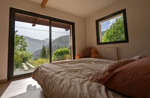 Allos Casa | 810 Larches
