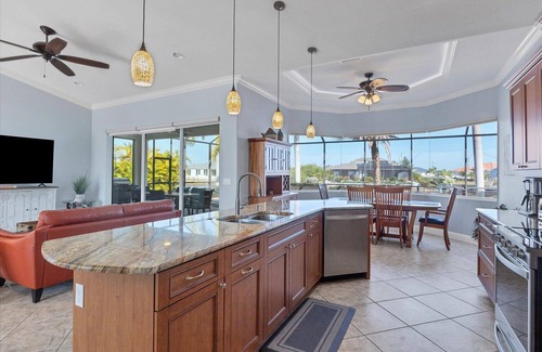 South Gulf Cove Casa | 8138 Arlewood Circle