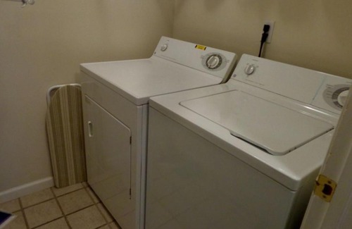 North End Apartamento | 816 St. Charles Place-1