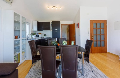 Selce Apartamento | 83 m² Apartamento ∙ 3 habitaciones ∙ 6 huéspedes