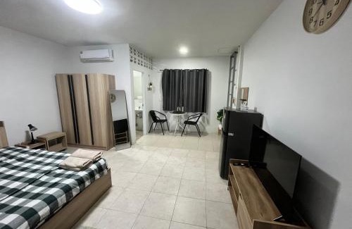 Kathu Apartamento | 84 Bar & Guest House