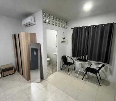 Kathu Apartamento | 84 Bar & Guest House