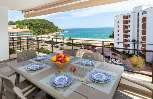 Lloret de Mar Apartamento | 84 m² Apartamento ∙ 3 habitaciones ∙ 6 huéspedes