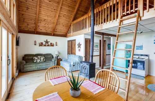 Great Cacapon Chalet De Esquí | 84 m² Chalet ∙ 3 habitaciones ∙ 6 huéspedes
