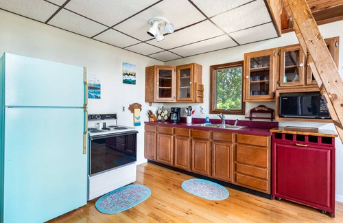 Great Cacapon Chalet De Esquí | 84 m² Chalet ∙ 3 habitaciones ∙ 6 huéspedes