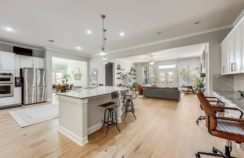 West Oak Hill Casa | 8409 Lookout Cliff Pass