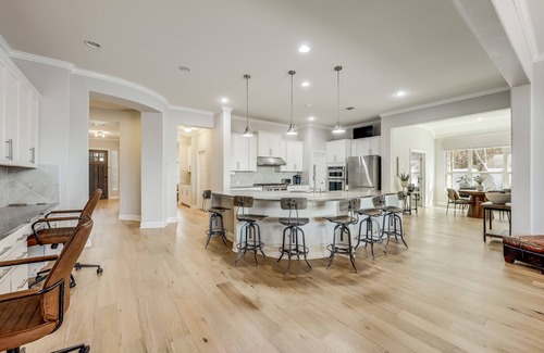 West Oak Hill Casa | 8409 Lookout Cliff Pass