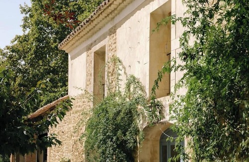 Althen-des-Paluds Casa | 84B1 - Camelia, suite in 18th century Provencal farmhouse
