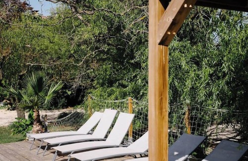 Althen-des-Paluds Casa | 84B1 - Camelia, suite in 18th century Provencal farmhouse
