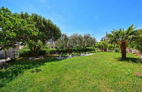 Novi Vinodolski Apartamento | 85 m² Apartamento ∙ 3 habitaciones ∙ 5 huéspedes
