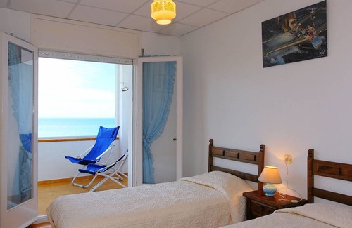 Llanca Apartamento | 85 m² Apartamento ∙ 2 habitaciones ∙ 6 huéspedes