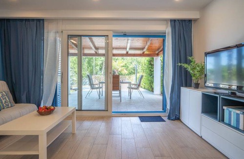 Njivice Casa | 85 m² Casa ∙ 2 habitaciones ∙ 4 personas