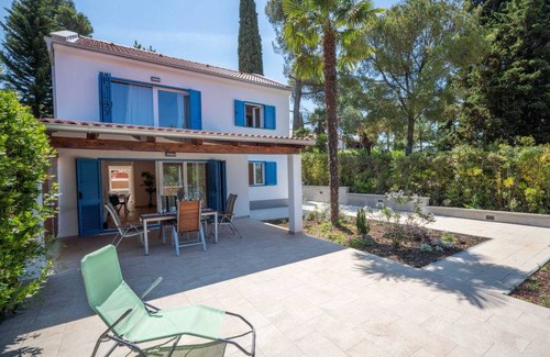 Njivice Casa | 85 m² Casa ∙ 2 habitaciones ∙ 4 personas