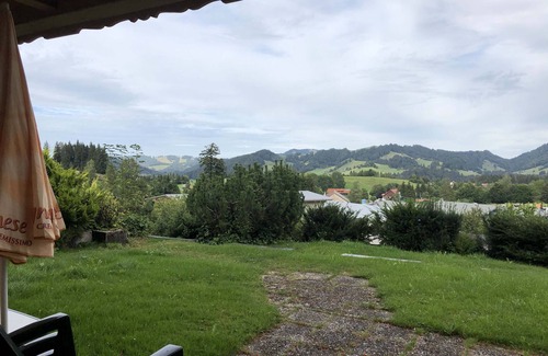 Oberstaufen Apartamento | 85 qm mit je Einem Wohnzimmer, Zwei Schlafzimmern, Dusche/wc, WC Extra und Einer