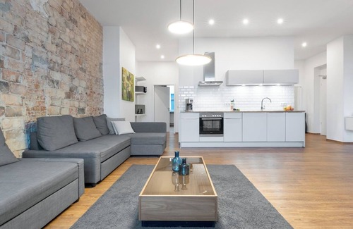 Moabit Apartamento | 85 SQM & 2 BEDROOM INTERIOR-DESIGNED APARTMENT BY BENSIMON
