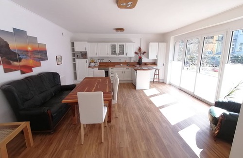 Stadtmitte Apartamento | 85sqm 2-room apartment "Pauluste" with quiet garden/ terrace and close to the city center