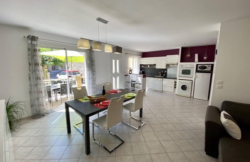 Roquefort-des-Corbieres Casa | 86 m² Casa ∙ 2 habitaciones ∙ 4 personas