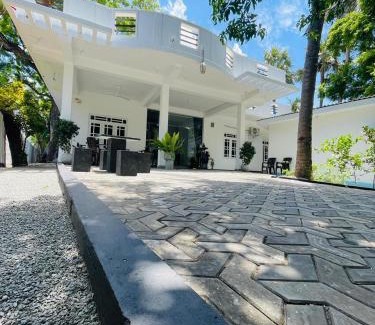 Trincomalee Hotel | 86 Villa Trincomalee