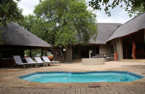 Leeupoort Casa | 86 Zebula 12 Sleeper Lodge
