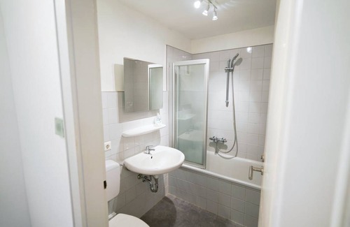 Unterdobling Otro | 860 ft² Shared room