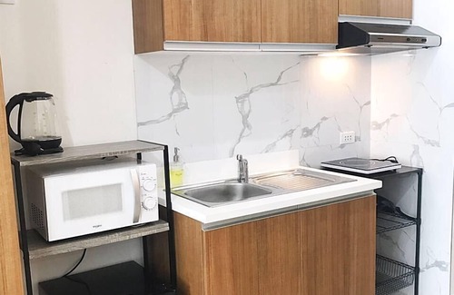 Barangay 670 Apartamento | 8Adriatico2 Estudio de lujo contemporáneo