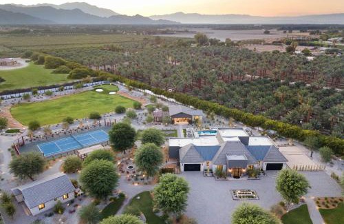 Palm Springs Villa | 8BDR Villa TennisPickleball Golf Green Pool House Gym Bar Mesquite38