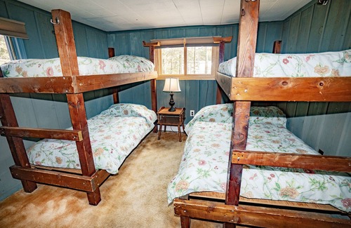 Killington Chalet De Esquí | 8 BR 5 B en casa 1/4 milla de Killngtn Rd, a corta distancia a pie de panaderías y restaurantes 2mi golf