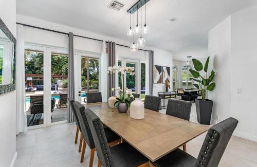 Hillsboro Pines Villa | 8BR Entertainers Estate w Pool Games Theater