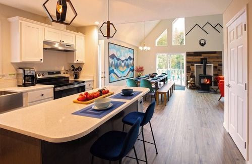 West Wardsboro Casa | 8mins Mount Snow - NEW Cabin 3600SF - Game Room - 20%OFF
