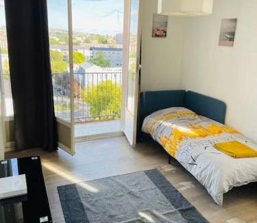 Bondy Apartamento | 8N Apartment group near Paris