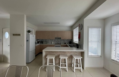 Batemans Bay Apartamento | 9 By the Clyde, Central Location in Batemans Bay