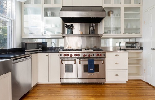 South of Broad Casa | 9 Colonial St 3br/3.5ba
