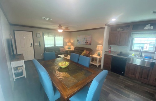 Dunnellon Casa | 9-Guest+River Access+Dogs+powerisOn!