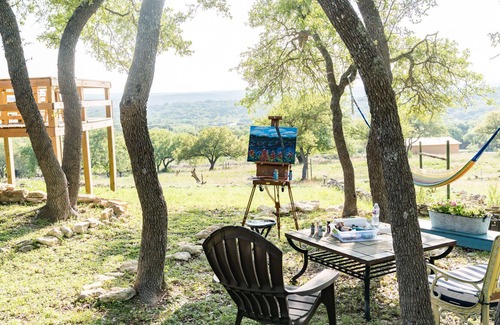 Wimberley Cabaña | 5 casas de huéspedes y eventos / sala de reuniones con hermosas vistas de TX Hill Country