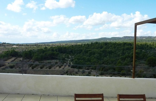 Lioux Casa | A 9 km de Gordes, Casa de Aldea con terraza