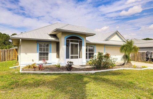 Port Saint Lucie Casa | 9 Mi to Clover Park: Poolside Paradise!