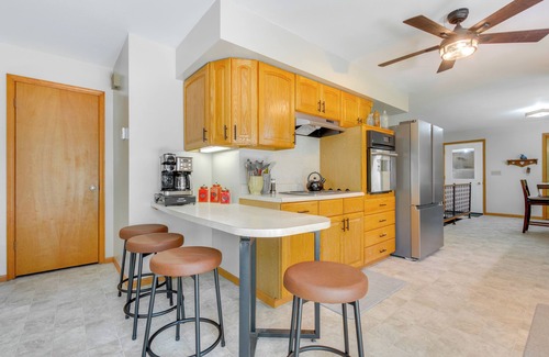 Frederick Casa | 9 Mi to Downtown Rushville: Cozy Getaway w/Grill