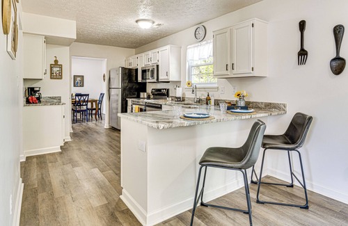 Wayne Casa | 9 Mi to Dtwn Indianapolis: Family-Friendly Home!
