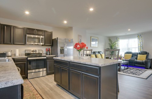 Durham Casa | 9 Mi to Duke University: Spacious Home w/ Yard!
