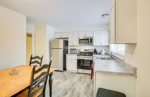 Airport Township Casa | 9 Mi to Forest Park: Pet-Friendly Home in St Louis