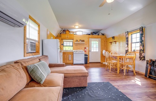 Central Lake Cabina | 9 Mi to Lake Michigan: Secluded Cabin Getaway