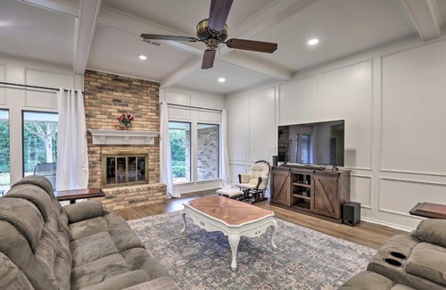 Woodway Casa | 9 Mi to Magnolia Market Large Home in Waco!