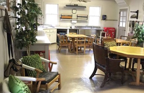 Sandusky Cabina | Millsite Lodge Stable Room Two