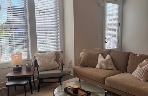 Auburn - Opelika Casa | 9-Min to Auburn University - Beautiful NEW Townhome Sleeps 9 + Garage