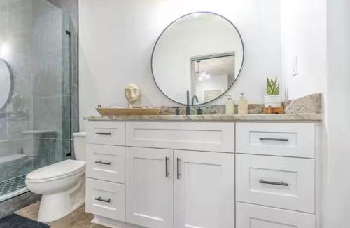 Memphis Casa | 9 Mins to Downtown- Family Pet Friendly Haus in Midtown